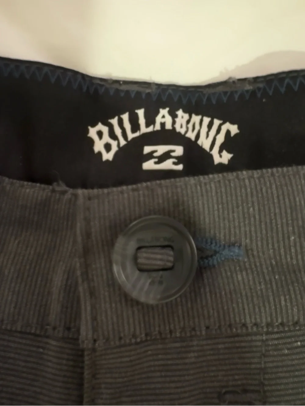 Billabong Men's Gray Performance Stretch Shorts